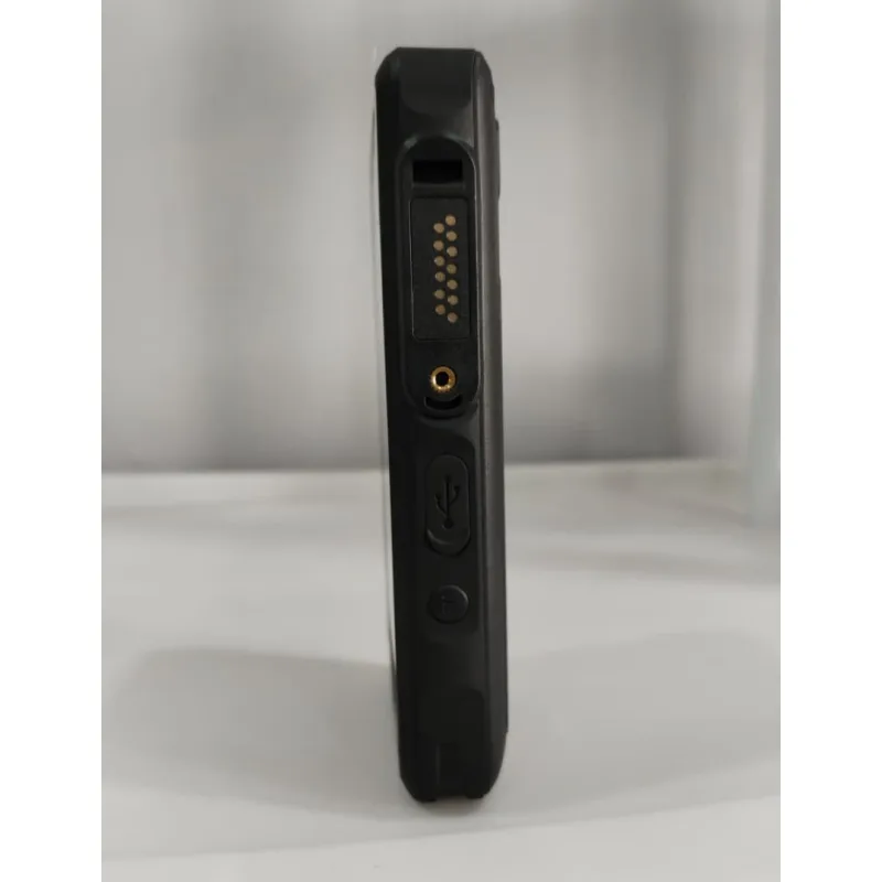 UNIWA F400 IP65 4G LTE POC TALKIE ZELLO Androi 15 4.0 Inch 2.5w speaker Audio 4350mAh Walkie Elektronik Hitam dengan Bluetooth 5.0 & Kamera 13MP Belakang Touch Screen woki toki thumbnail 3