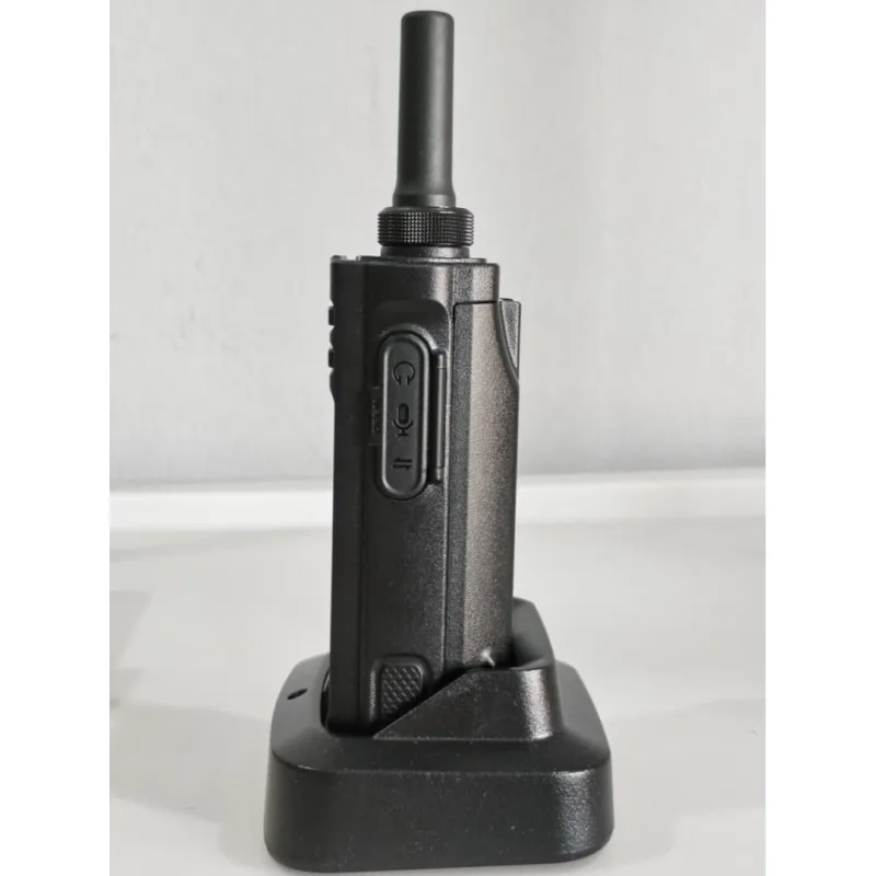 TECHLINK TL880 4G POC Walkie Talkie Zello Sekali Caj Duduk 5200mAH Android 8 Audio Radio Komunikasi Touch Screen thumbnail 3