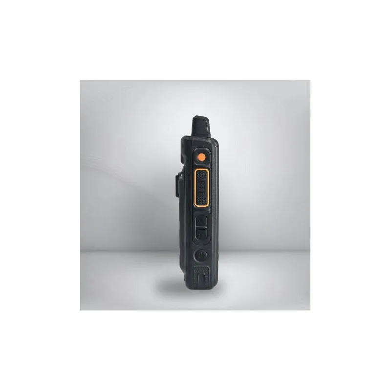 UNIWA B8000 4G LTE POC WALKIE TALKIE ZELLO Android Smartphone Tahan Air IP68 4000mAh Bateri 2.4" HD IPS Sentuh Skrin 8.1.0 OS Bluetooth 4.2 GPS Sokongan NFC Penjelmaan Penjelmaa... thumbnail 3