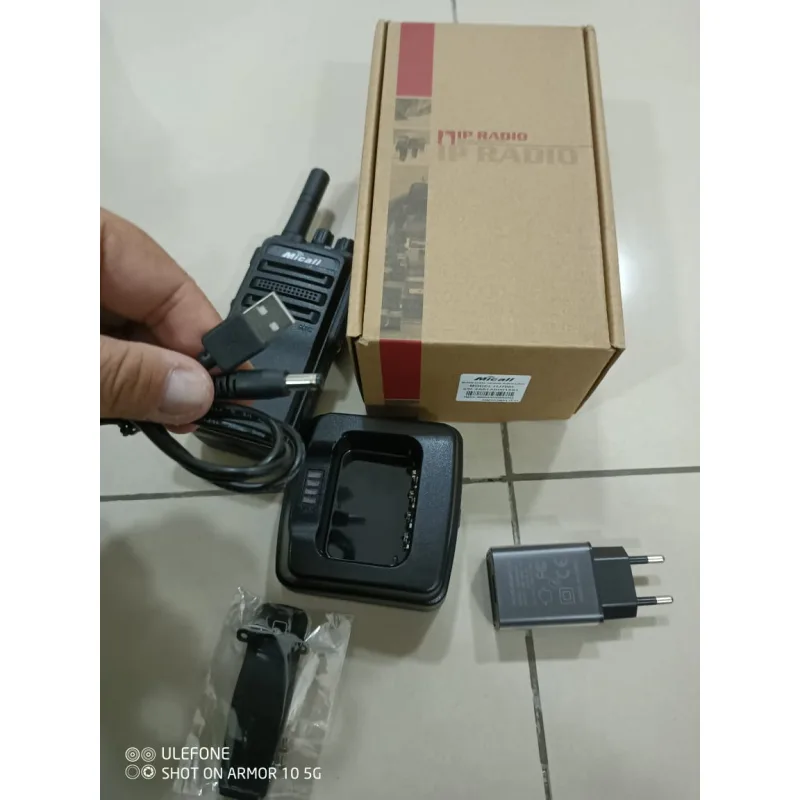 Micall HJ-700L 4G NO SCREEN Sim Card IP-Radio Walkie-Talkie WHOLE WORLD Talkie Walkie Audio Black Button Mobile Voice Walkie Talkie set dengan GPS dan Butang Hint Suara thumbnail 2