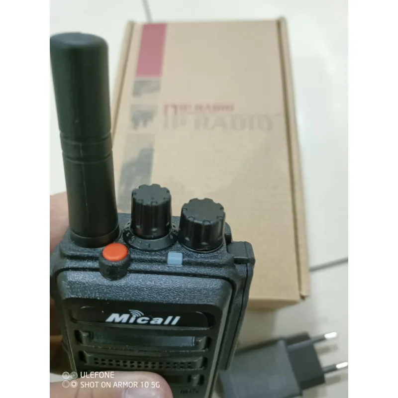 Micall HJ-700L 4G NO SCREEN Sim Card IP-Radio Walkie-Talkie WHOLE WORLD Talkie Walkie Audio Black Button Mobile Voice Walkie Talkie set dengan GPS dan Butang Hint Suara thumbnail 3