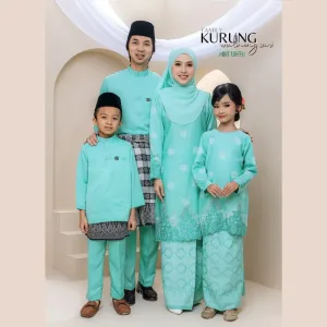 SET FAMILY WALINONG SARI | KURUNG WALINONG SARI IN MINT GREEN BY MOFF COLLECTION