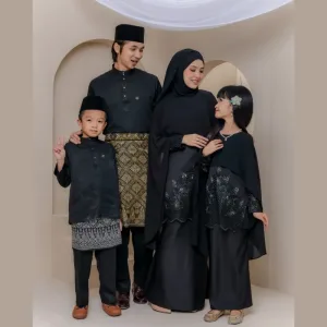 Set Family Belvana Cape In Black I Kurung Moden I Set Family I Raya 2026 By Moff Collection