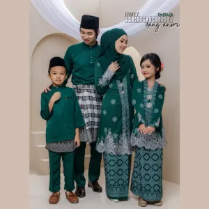 Set Family Kebarung Dang Anom In Emerald Green I Set Family I Raya 2026 by Moff Collection