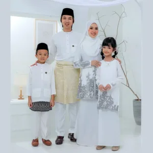 Set Family Hadeeqa In OFF WHITE SILVER I Kurung Moden I Set Family I Raya 2026 By Moff Collection