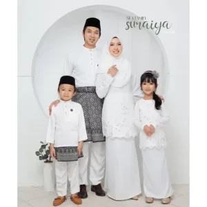 SET FAMILY BAJU KURUNG SURAIYA BAJU MELAYU WARNA OFF WHITE RAYA 2024 | BAJU KURUNG LACE BY MOFF2u
