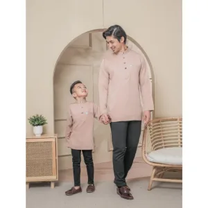 MOFF BAJU Kurta Hareez In Nude Champagne | BAJU KURTA Slim Fit Raya 2024